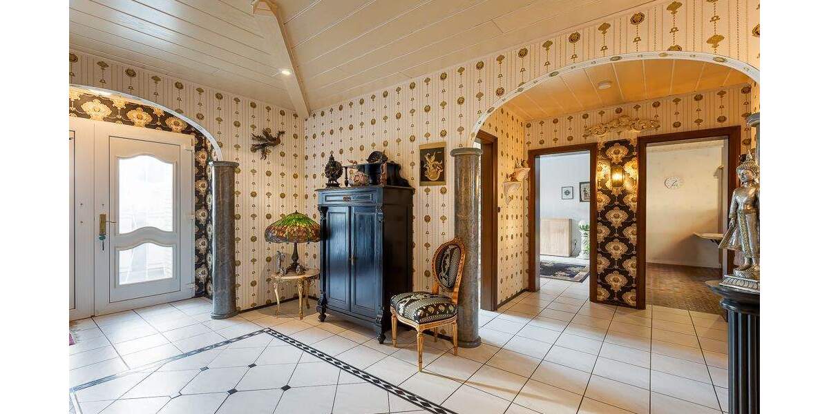 Einfamilienhaus Bedburg Kaster - 8 Zimmer, 341 m&sup2;, 699.000&euro; | Angebot:25738509