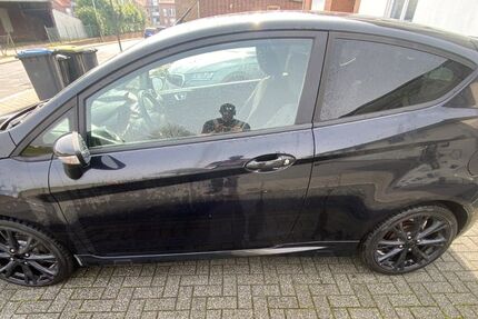 Ford Fiesta 101.259 km 6.000 &euro; gangelt 52538