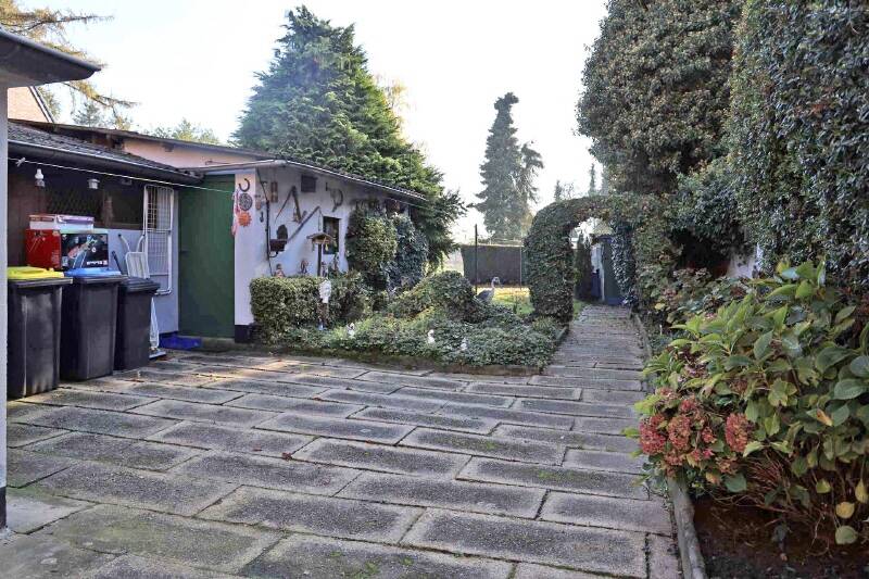 Mehrfamilienhaus, Wohnhaus Gangelt Birgden - 4 Zimmer, 91 m&sup2;, 127.000&euro; | Angebot:25661019