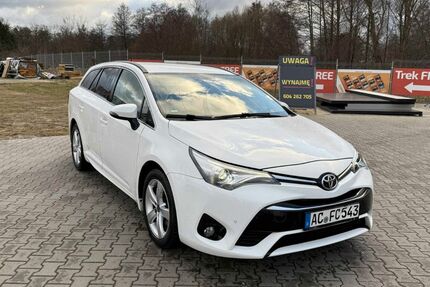 Toyota Avensis 231.200 km 6.990 &euro; Stolberg 52224