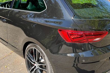 Seat Leon 56.260 km 23.750 &euro; Nörvenich 52388