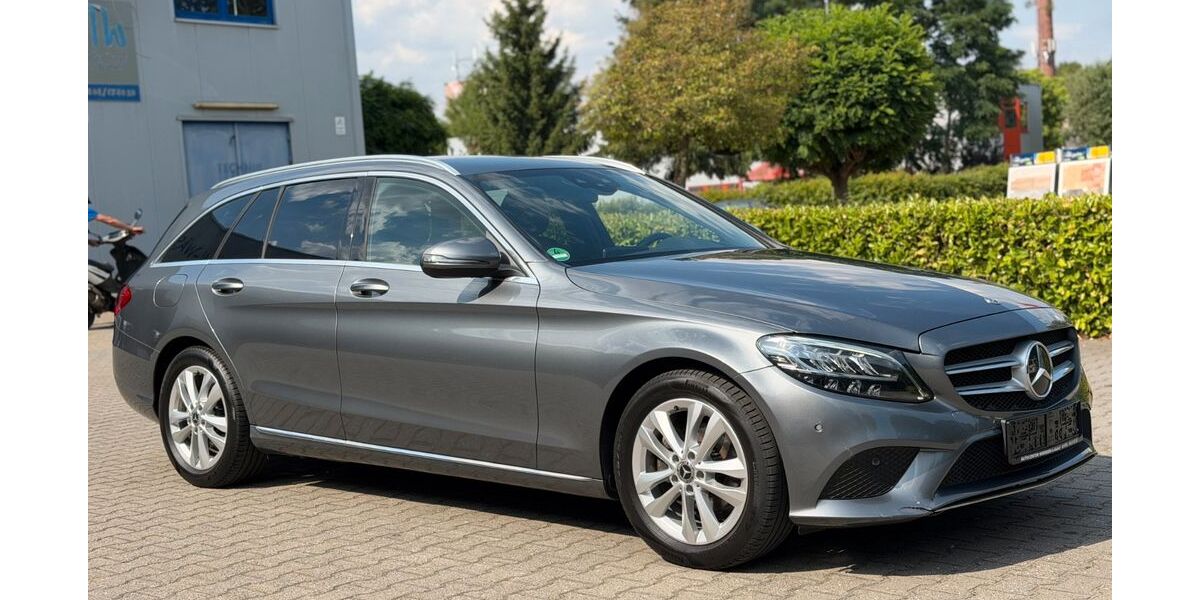 Mercedes-Benz C 180 135.017 km 14.990 &euro; Alsdorf 52477