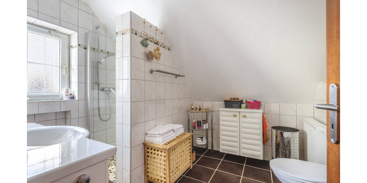 Einfamilienhaus Aachen Laurensberg - 6 Zimmer, 131 m&sup2;, 524.500&euro; | Angebot:26192182