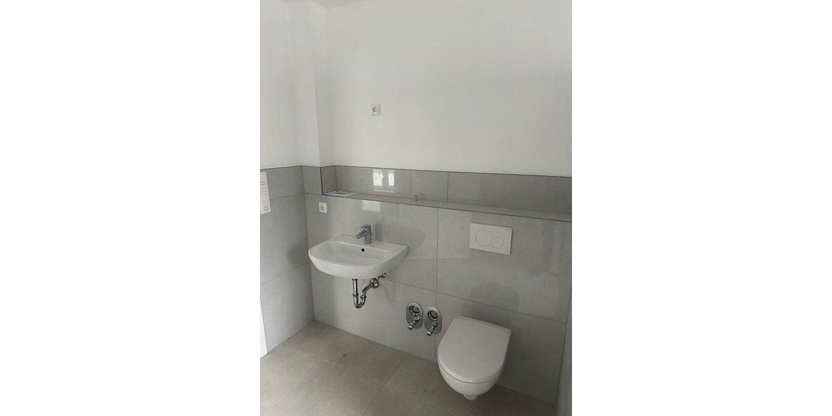 Etagenwohnung Gangelt - 5 Zimmer, 135 m&sup2;, 1.195&euro; | Angebot:26397810