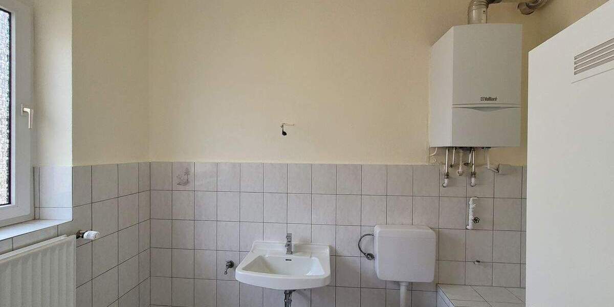 Zimmer Stolberg - 4 Zimmer, 95 m&sup2;, 850&euro; | Angebot:25689244