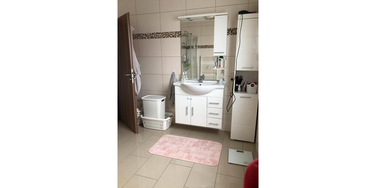 Dachgeschoßwohnung Übach-Palenberg Palenberg - 3 Zimmer, 75 m&sup2;, 750&euro; | Angebot:26664006