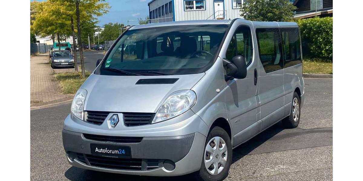Renault Trafic 84.000 km 12.899 &euro; Jülich 52428
