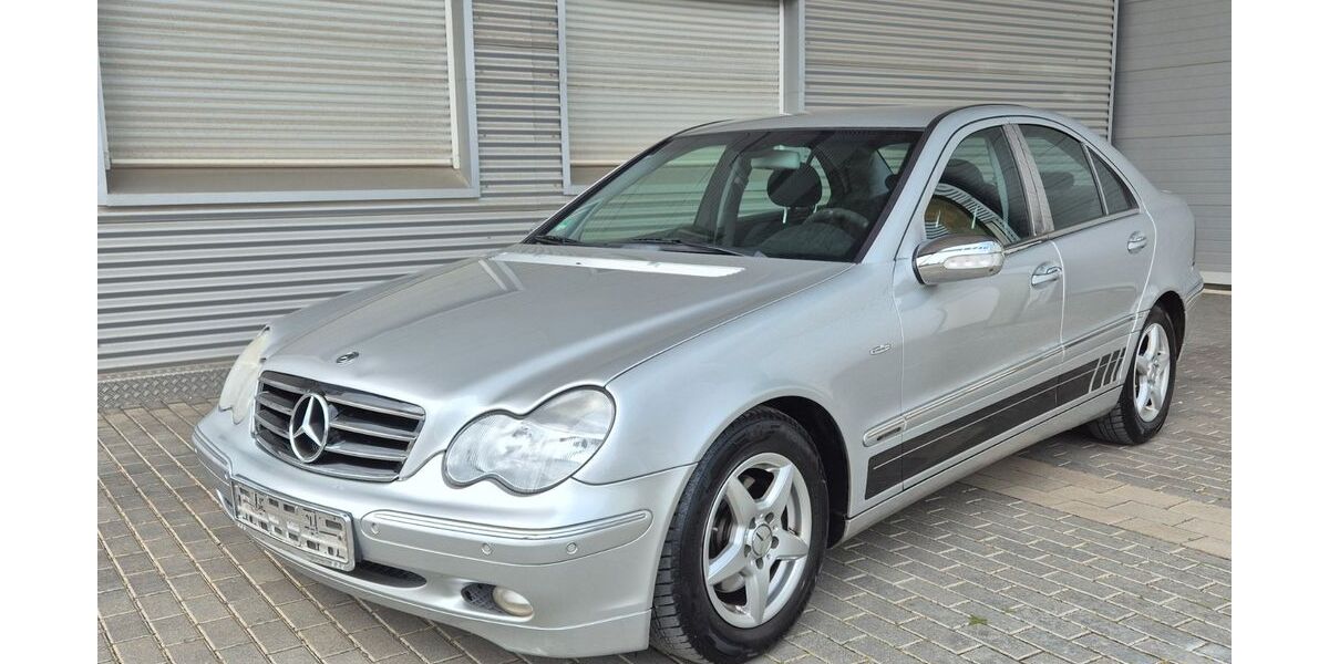 Mercedes-Benz C 180 187.000 km 2.999 &euro; Düren 52349