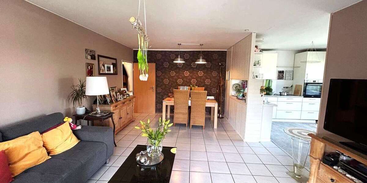 Etagenwohnung Aachen Eilendorf - 3 Zimmer, 67 m&sup2;, 149.000&euro; | Angebot:25180197