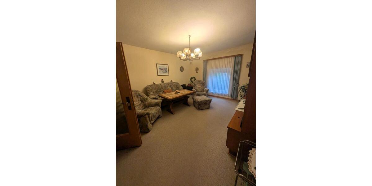 Reihenhaus Jülich - 6 Zimmer, 130 m&sup2;, 230.000&euro; | Angebot:27244453