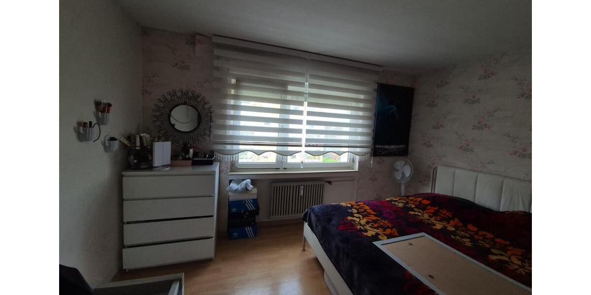 Etagenwohnung Bedburg - 3 Zimmer, 82 m&sup2;, 850&euro; | Angebot:26001668