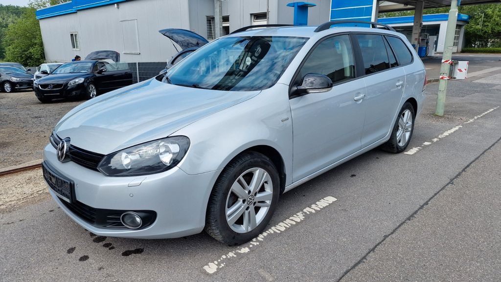 VW Golf 193.000 km 5.500 &euro; Eschweiler 52249