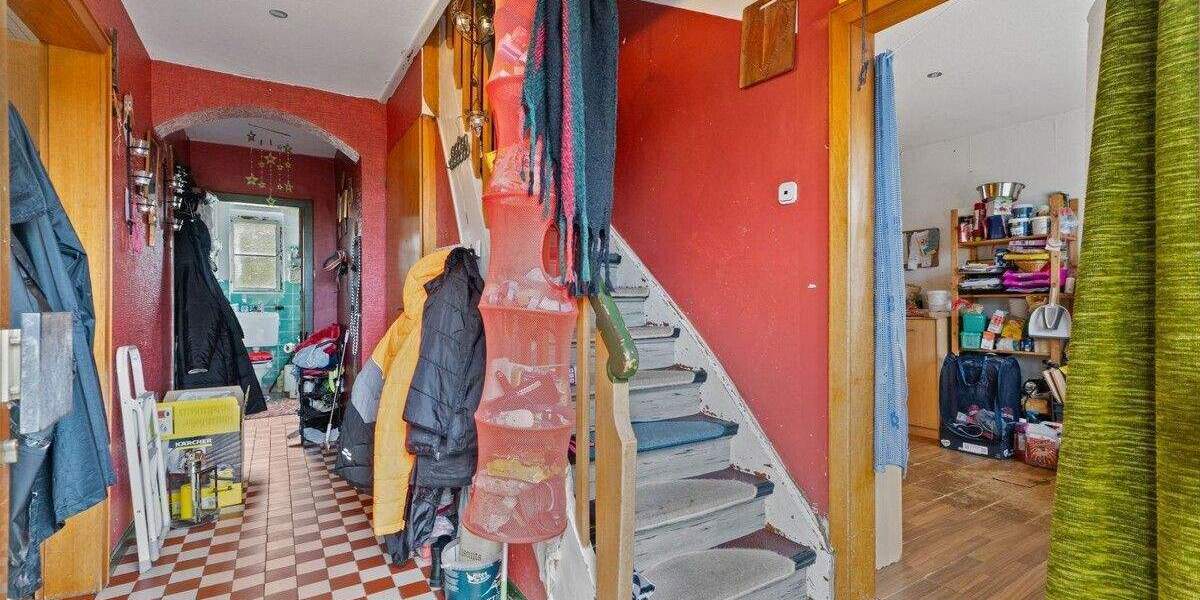 Einfamilienhaus Simmerath Dedenborn - 9 Zimmer, 209 m&sup2;, 229.000&euro; | Angebot:25729503