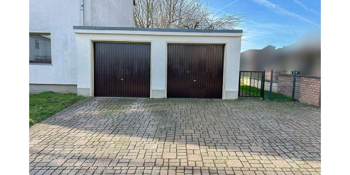 Mehrfamilienhaus, Wohnhaus Baesweiler / Loverich Loverich - 6 Zimmer, 143 m&sup2;, 379.000&euro; | Angebot:25687022