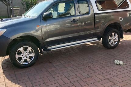 Toyota Hilux 256.000 km 13.500 &euro; Heinsberg 52525