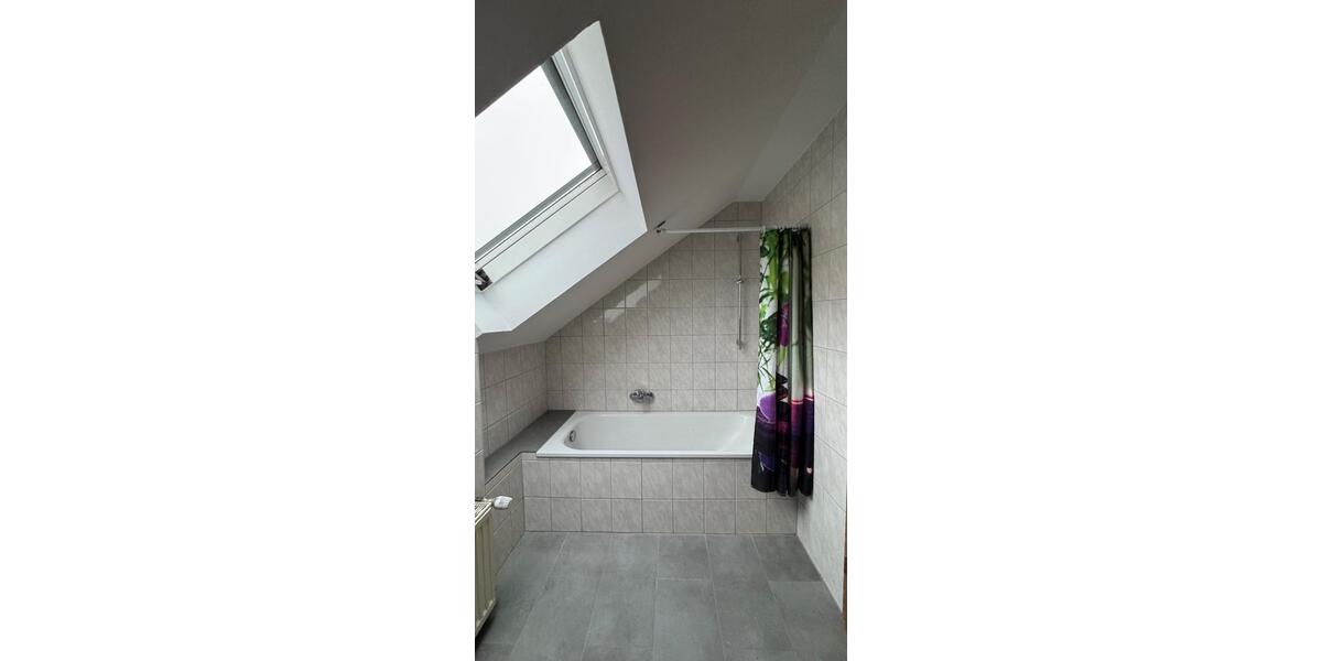 Etagenwohnung Erkelenz - 4 Zimmer, 94 m&sup2;, 830&euro; | Angebot:26644858