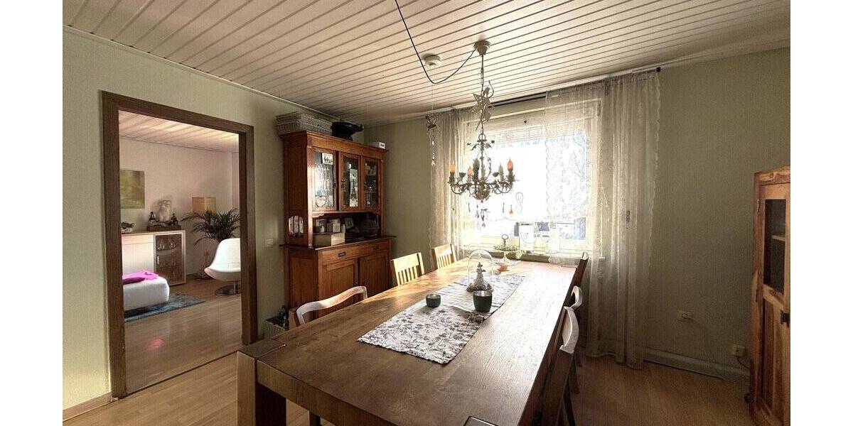 Mehrfamilienhaus, Wohnhaus Würselen Broichweiden - 6 Zimmer, 122 m&sup2;, 289.000&euro; | Angebot:26192205