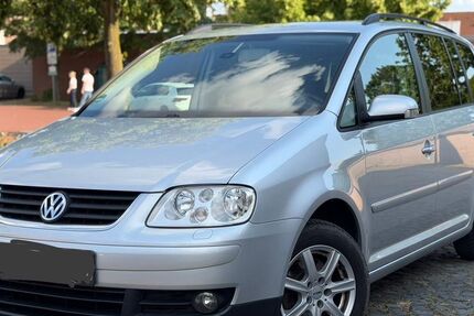VW Touran 240.000 km 1.999 &euro; Jülich 52428