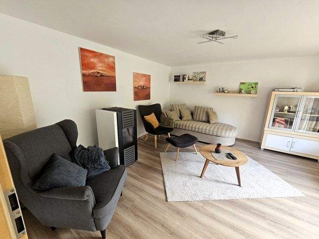 Einfamilienhaus Simmerath Hirschrott - 8 Zimmer, 255 m&sup2;, 490.000&euro; | Angebot:25702826