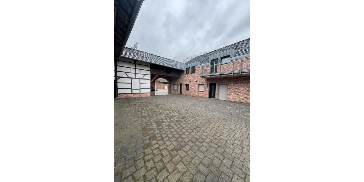 Etagenwohnung Erkelenz - 3 Zimmer, 111 m&sup2;, 1.490&euro; | Angebot:26587534