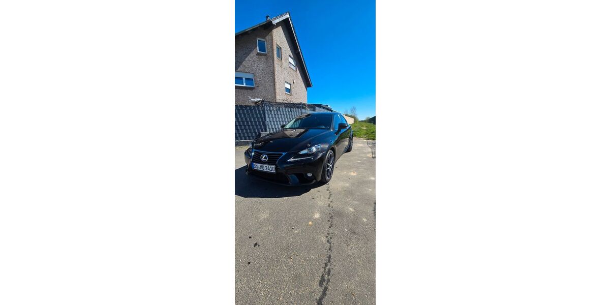 Lexus IS 300 122.736 km 20.490 &euro; Elsdorf 50189
