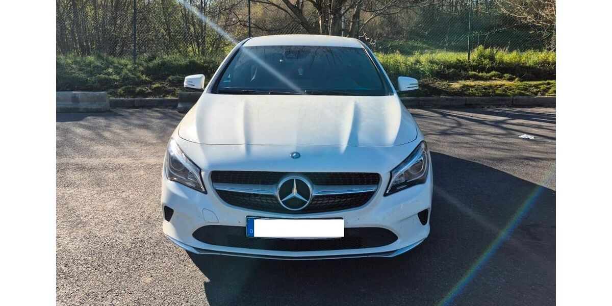 Mercedes-Benz CLA 250 Shooting Brake 145.000 km 22.700 &euro; Stolberg 52223
