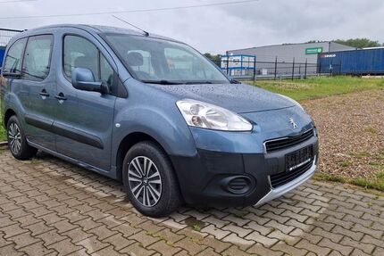Peugeot Partner Tepee 151.000 km 5.400 &euro; Eschweiler 52249