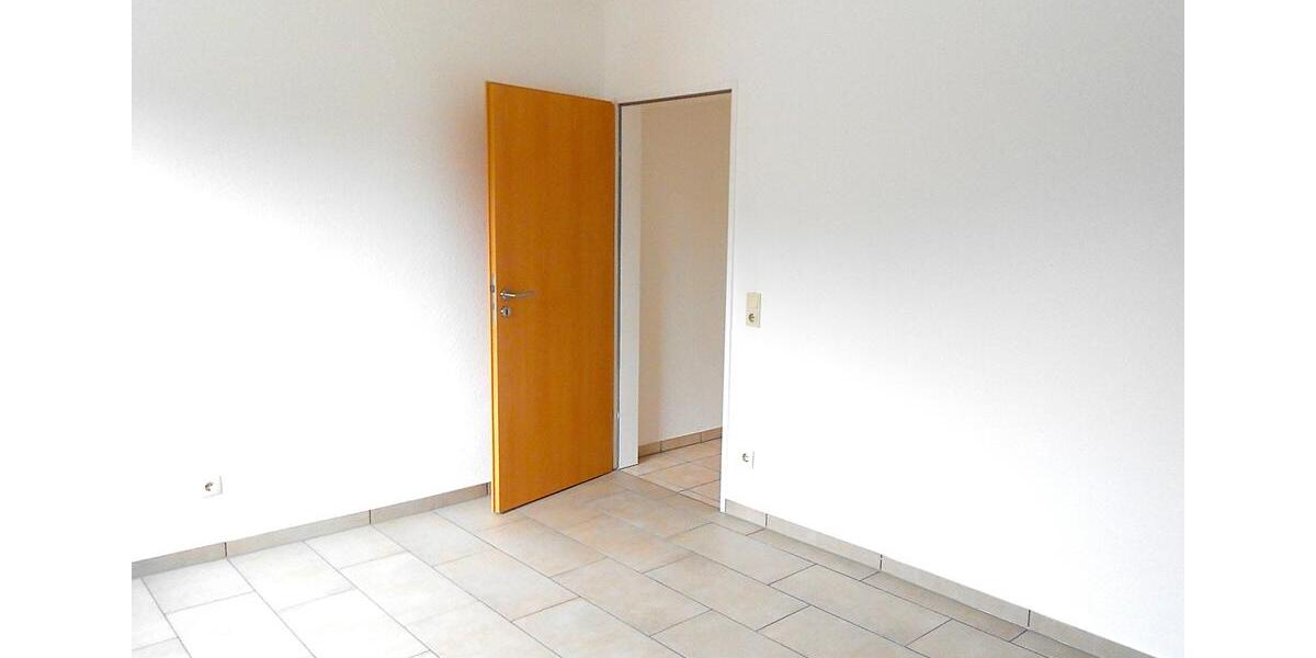 Etagenwohnung Düren Mariaweiler-Hoven - 3 Zimmer, 94 m&sup2;, 900&euro; | Angebot:26532527