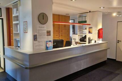 Gewerbeobjekt Aachen Aachen-Mitte - 8 Zimmer, 223 m&sup2;, 2.670&euro; | Angebot:25742221