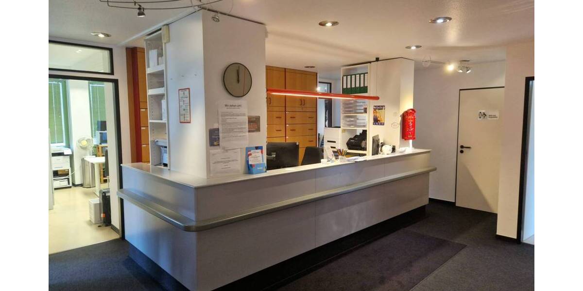 Gewerbeobjekt Aachen Aachen-Mitte - 8 Zimmer, 223 m&sup2;, 2.670&euro; | Angebot:25742221