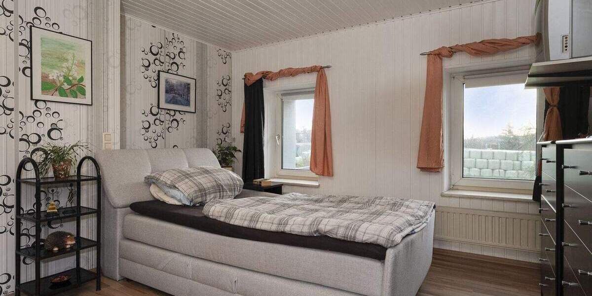 Einfamilienhaus Gangelt / Stahe Stahe - 8 Zimmer, 225 m&sup2;, 325.000&euro; | Angebot:25746547