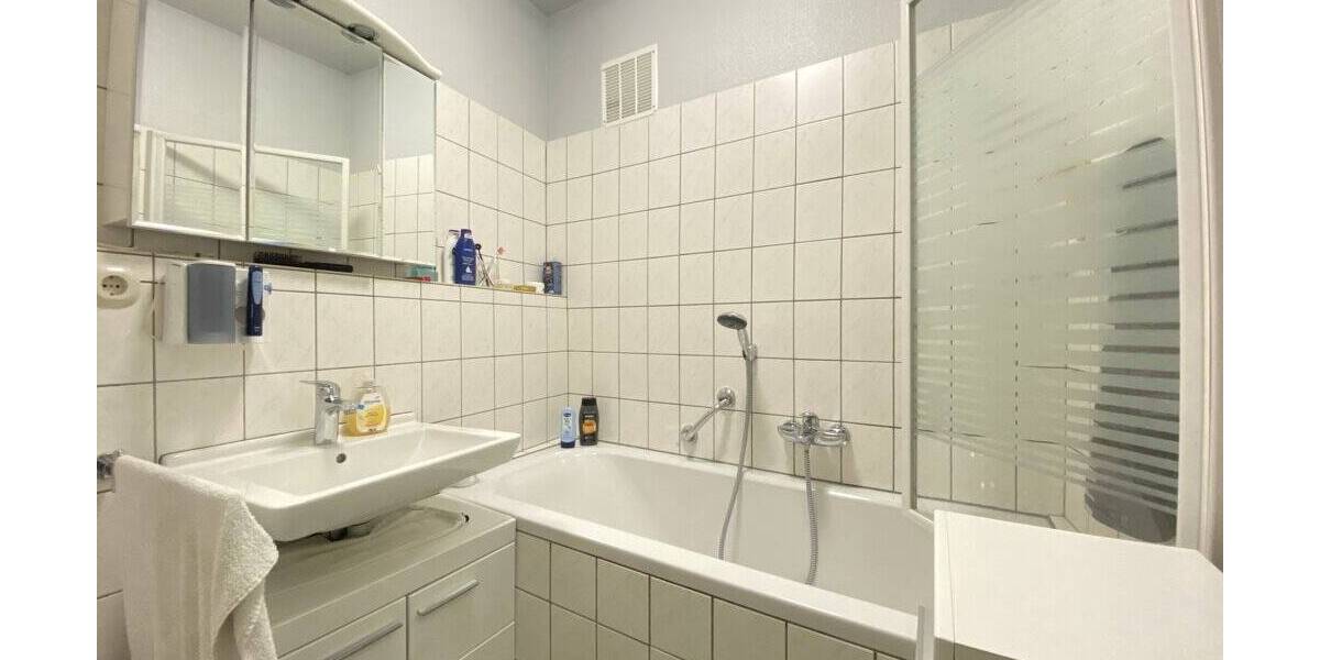 Etagenwohnung Eschweiler / Röhe Röhe - 3 Zimmer, 95 m&sup2;, 179.000&euro; | Angebot:26192139