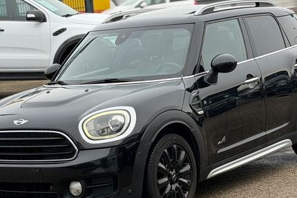 Mini Countryman D (Cooper) 294.228 km 7.899 &euro; Hückelhoven 41836
