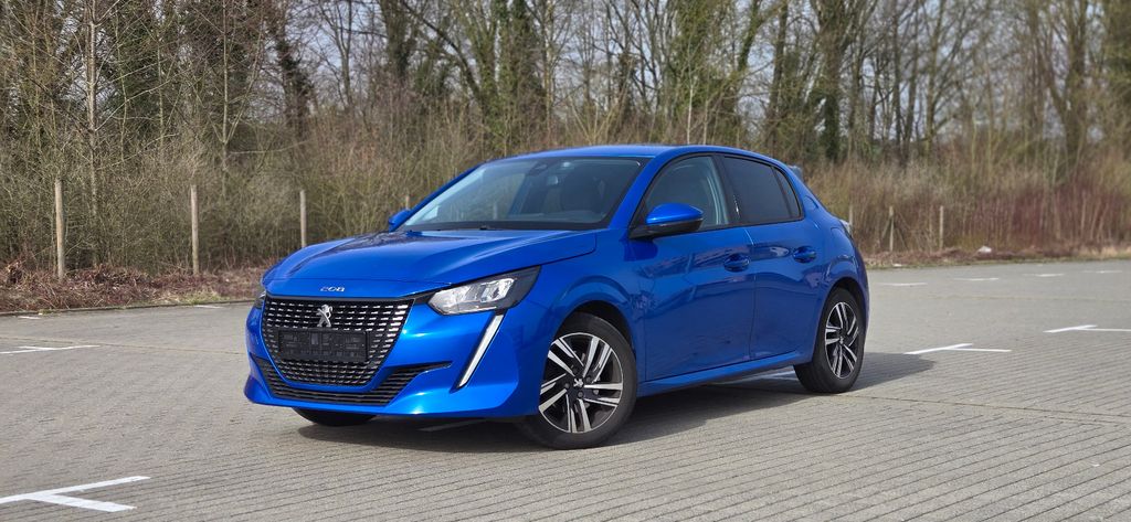 Peugeot 208 105.000 km 11.900 &euro; Aachen 52068