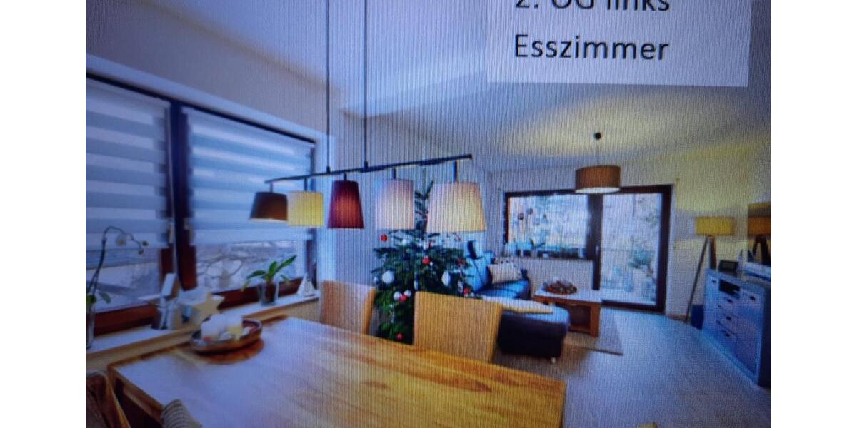 Etagenwohnung Herzogenrath - 8 Zimmer, 244 m&sup2;, 670.000&euro; | Angebot:26150402