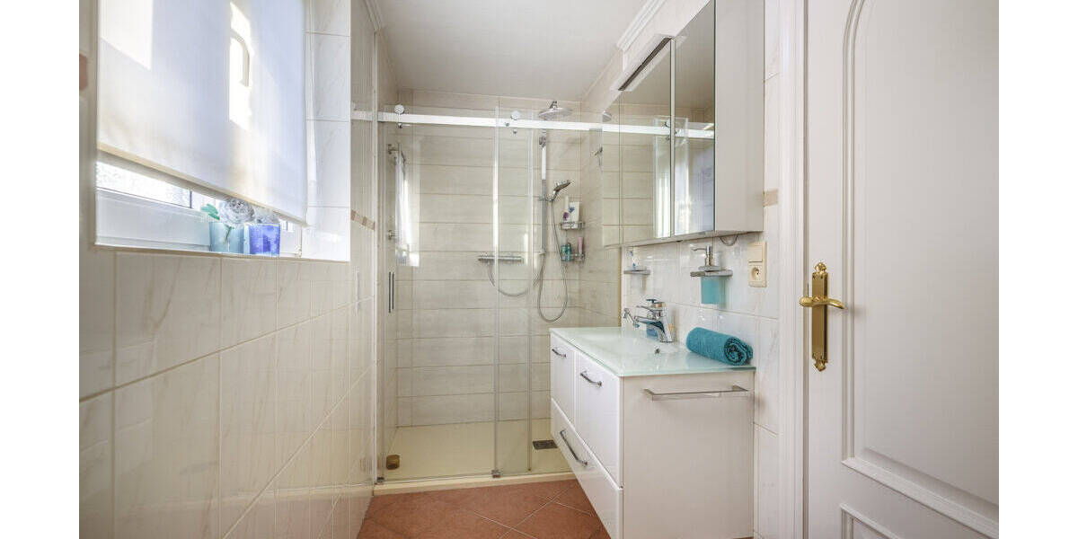 Einfamilienhaus Aachen Aachen-Mitte - 8 Zimmer, 255 m&sup2;, 739.000&euro; | Angebot:26176734