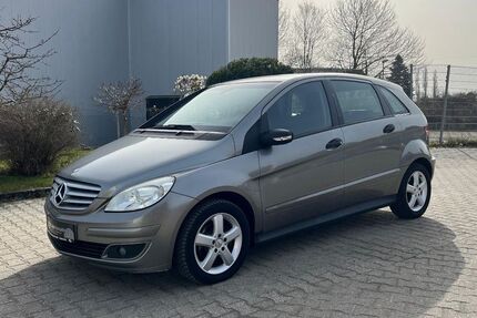 Mercedes-Benz B 170 127.000 km 3.990 &euro; Eschweiler 52249