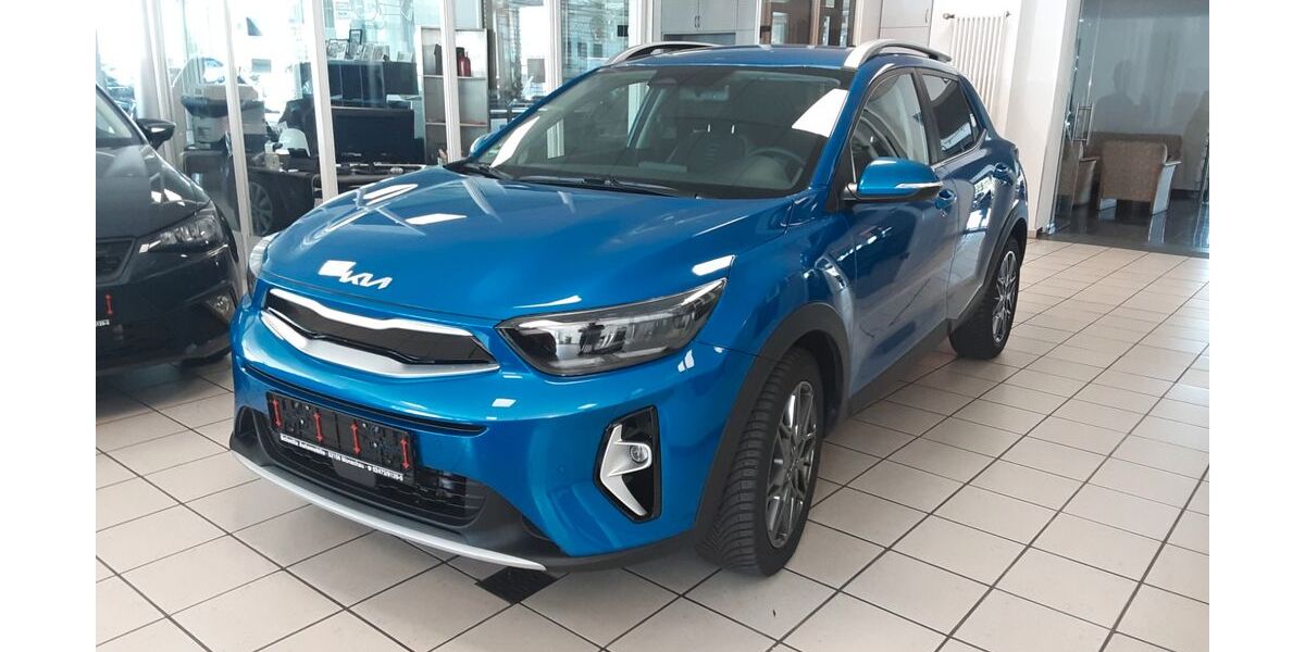 Kia Stonic 18.700 km 19.990 &euro; Monschau (bei Aachen) 52156
