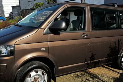 VW T5 Multivan 235.118 km 17.890 &euro; Aachen 52066