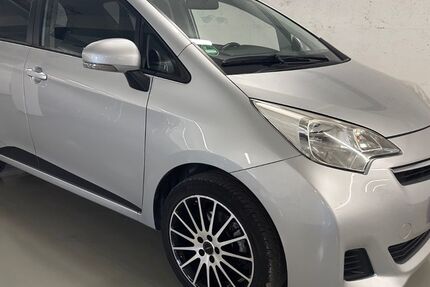 Toyota Verso-S 61.500 km 6.900 &euro; Stolberg 52224