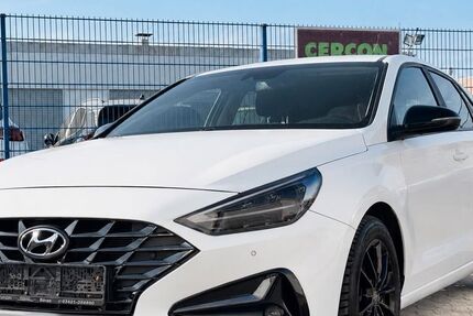 Hyundai i30 80.000 km 15.499 &euro; Düren 52349