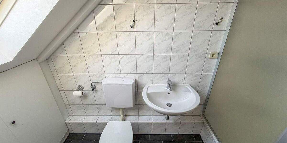 Reihenmittelhaus Stolberg (Rheinland) / Büsbach Büsbach - 7 Zimmer, 173 m&sup2;, 359.000&euro; | Angebot:25686987