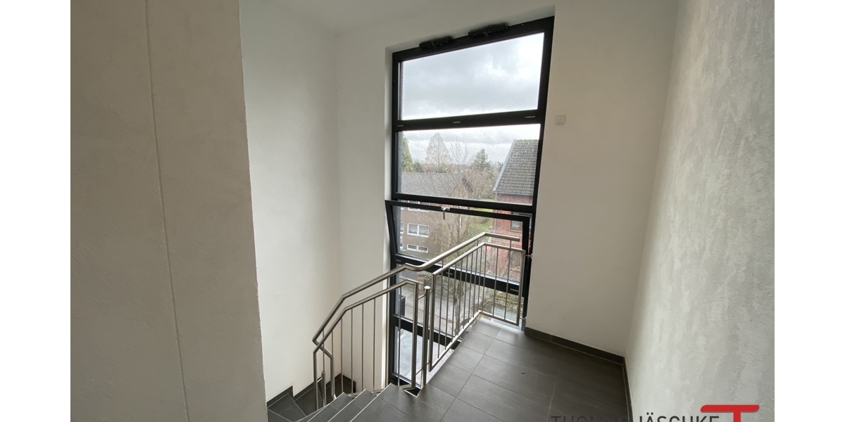 Penthouse - Umlaufende Terrasse - geringe Nebenkosten - zwei Stellplätze - Einfamilienhaus Aachen / Brand Brand | Angebot:25945504