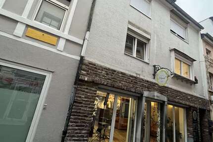 Haus Eschweiler - 5 Zimmer, 125 m&sup2;, 325.000&euro; | Angebot:24806197