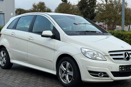 Mercedes-Benz B 180 133.324 km 6.500 &euro; Alsdorf 52477