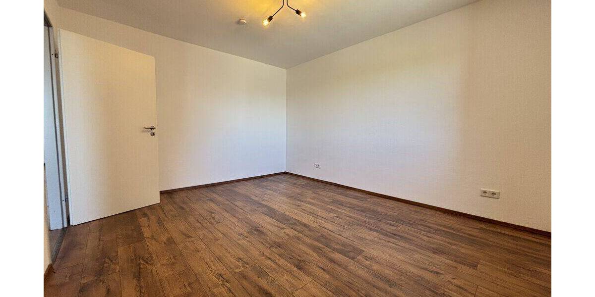 Etagenwohnung Aachen Aachen-Mitte - 3 Zimmer, 77 m&sup2;, 199.000&euro; | Angebot:26835485