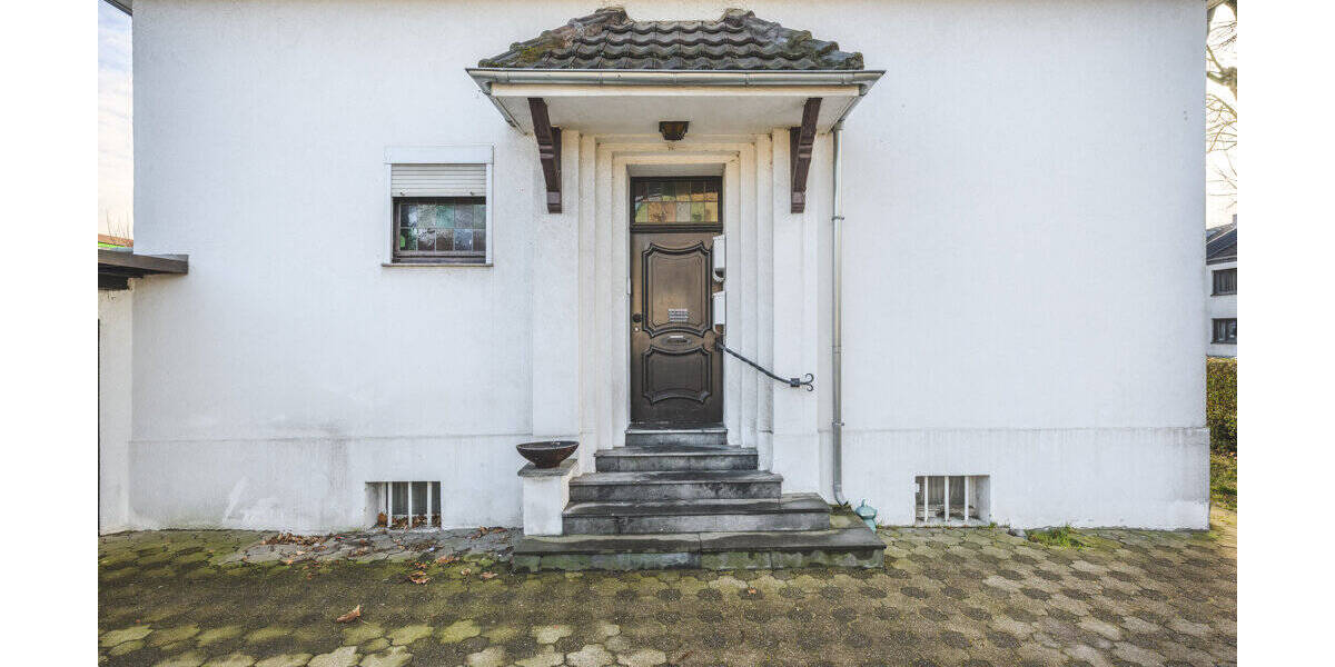 Mehrfamilienhaus, Wohnhaus Eschweiler Ost - 5 Zimmer, 139 m&sup2;, 210.000&euro; | Angebot:26176707