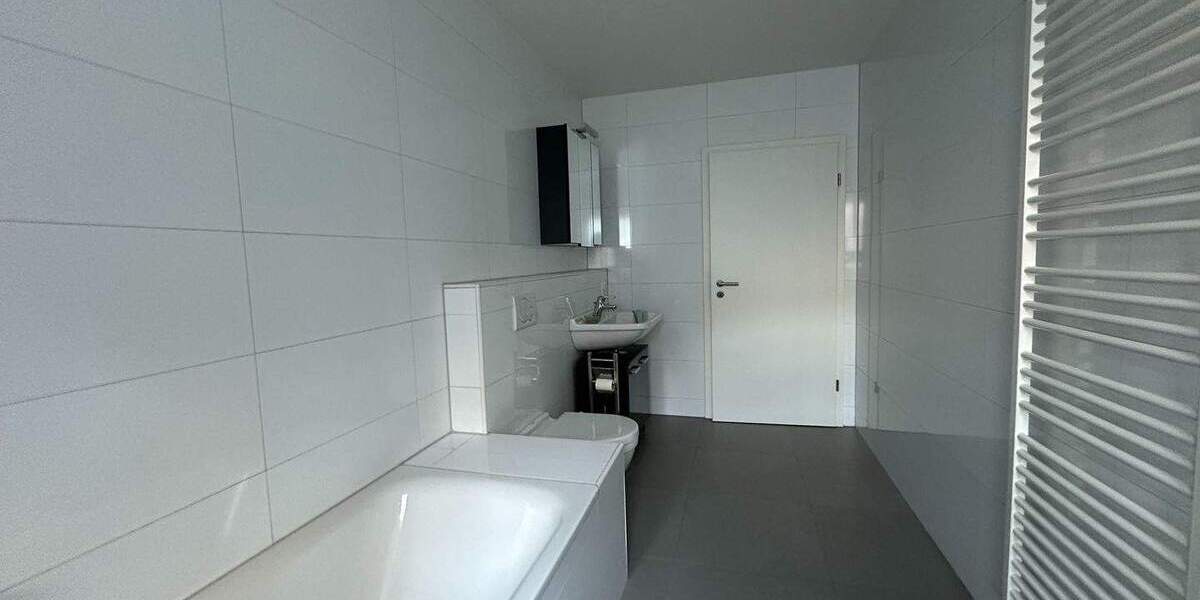 Terrassenwohnung Düren Birkesdorf - 2 Zimmer, 81 m&sup2;, 249.000&euro; | Angebot:25864899