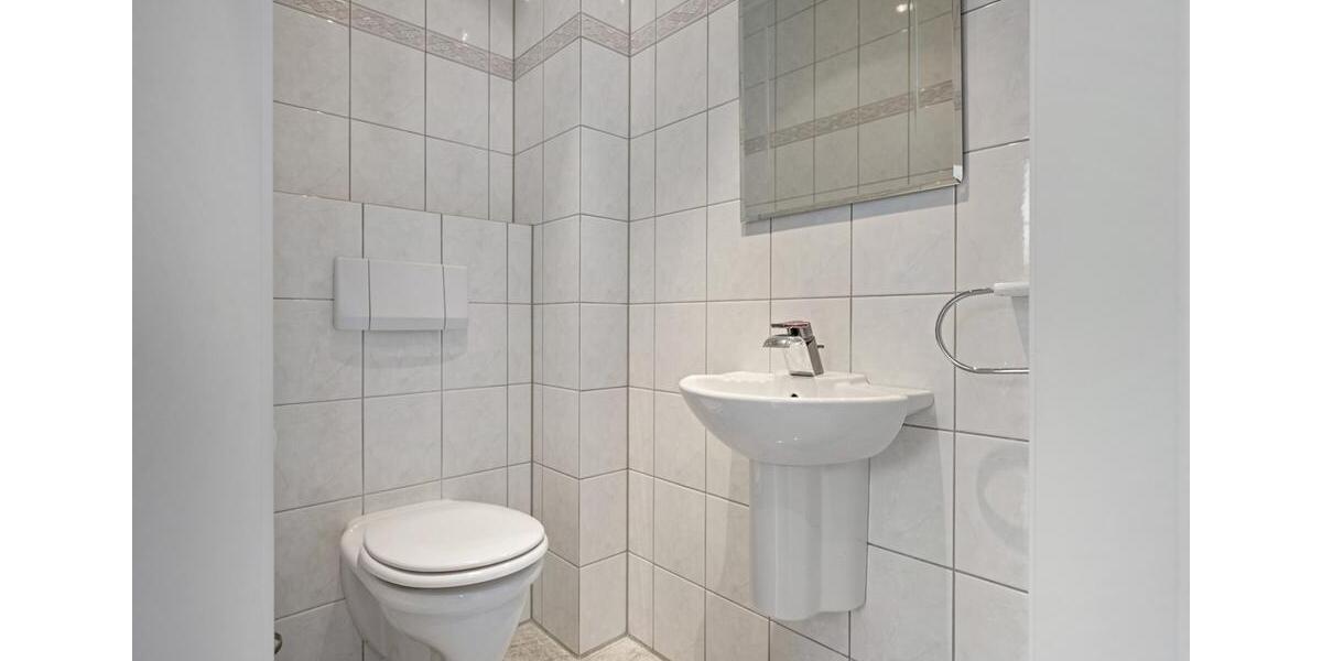 Einfamilienhaus Gangelt - 6 Zimmer, 220 m&sup2;, 2.400&euro; | Angebot:25160824