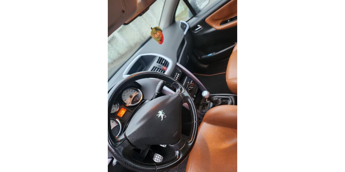 Peugeot 207 214.524 km 1.200 &euro; baesweiler 52499
